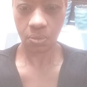 Meet your Posher, Dee